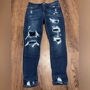 Judy Blue size 13/31 jeans distressed/skinny fit
